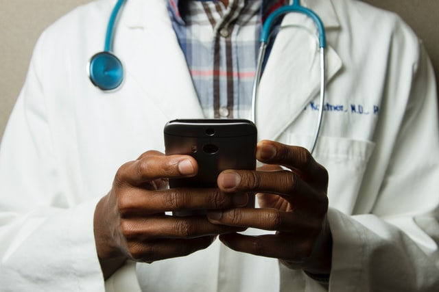Kaip-pacientai-gali-saugiai-apsaugoti-savo-sveikata-nuo-medicininio-aplaidumo
