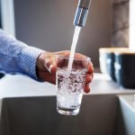 Kodėl svarbu gerti švarų vandenį?